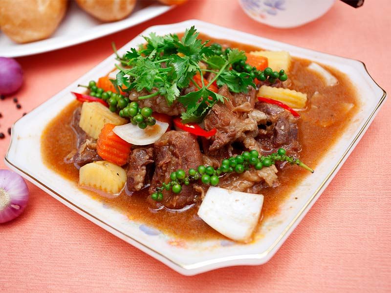 thac-mac-tieu-xanh-lam-mon-gi-ngon