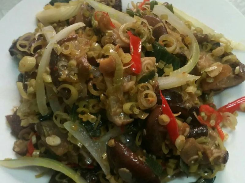 bat-mi-nam-huong-tuoi-nau-gi-ngon