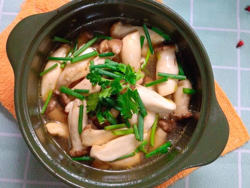 tra-loi-nam-dui-ga-lam-mon-gi-ngon
