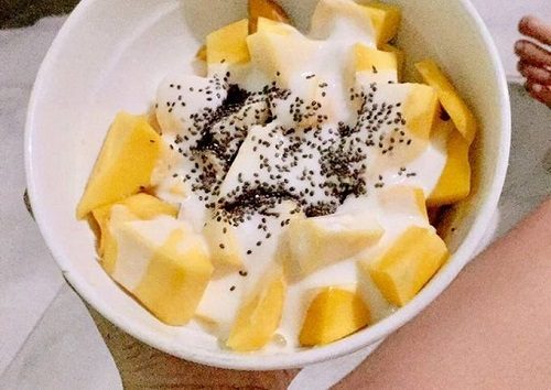 xoài dầm sữa chua