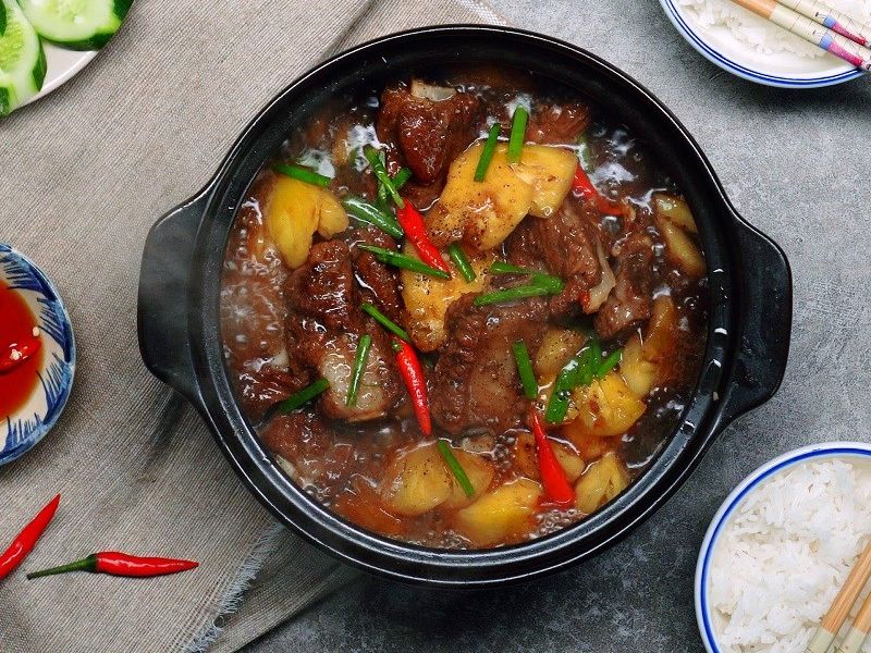 bi-mat-suon-heo-lam-mon-gi-ngon
