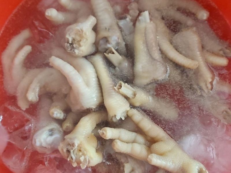 goc-bat-mi-cach-rut-xuong-chan-ga