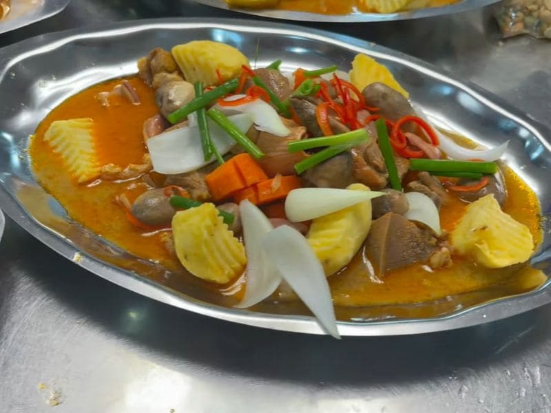 goc-bat-mi-luoi-heo-lam-mon-gi-ngon