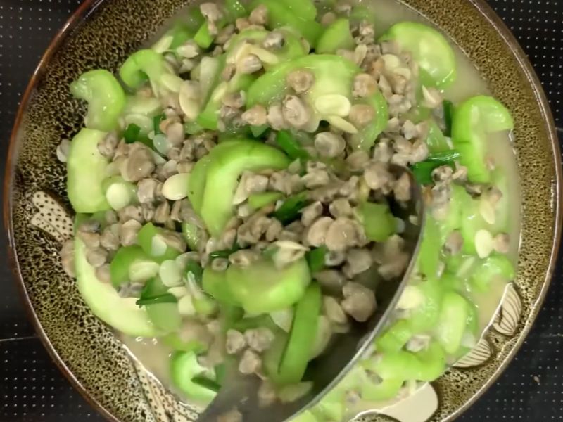 xem-them-muop-huong-nau-gi-ngon