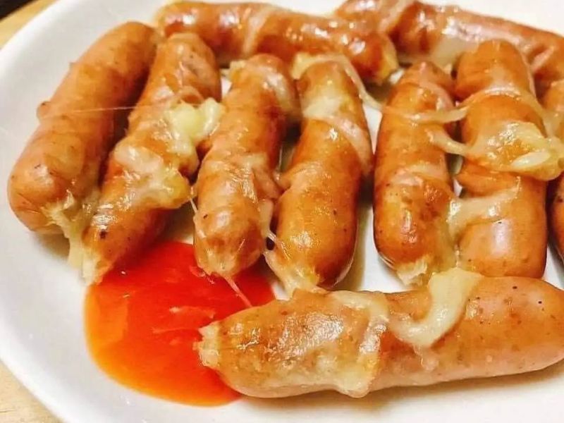 xuc-xich-pho-mai-trong-cac-loai-xuc-xich