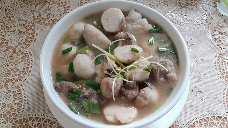 canh-khoai-mon-ham-xuong