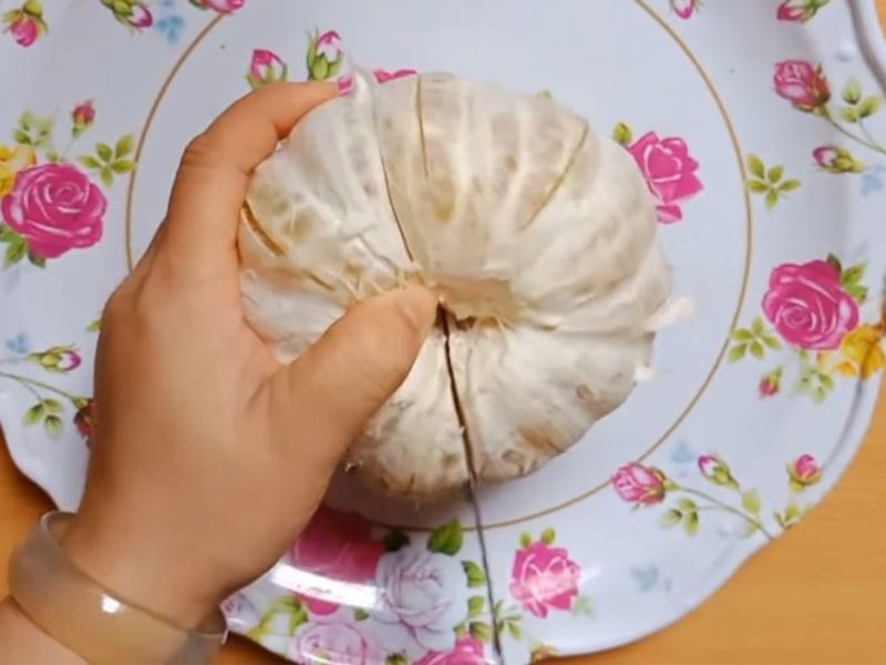 5+ Cách Gọt Bưởi Nhanh Gọn, Đẹp Mà Không Hề Bị Đắng Tim-Hieu-Cach-Got-Buoi-Nhanh-Gon