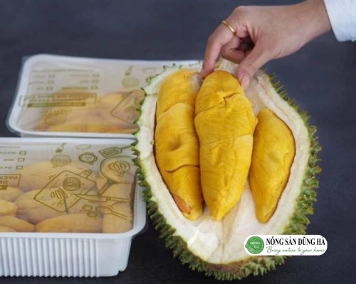 100g-sau-rieng-bao-nhieu-calo