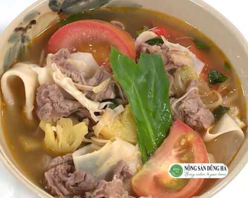 Gan-bo-nau-canh-chua