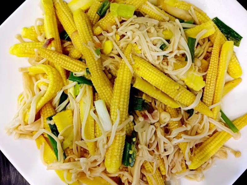 ngo-bao-tu-xao-nam
