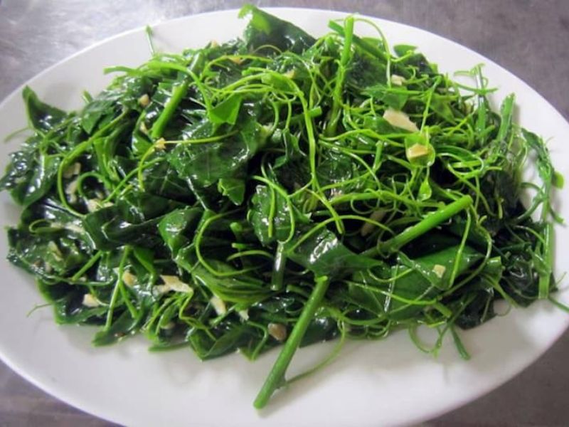 rau-sang-xao-toi