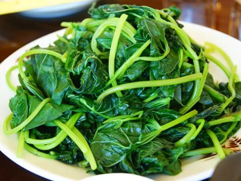 tim-hieu-rau-mong-toi-bao-nhieu-calo