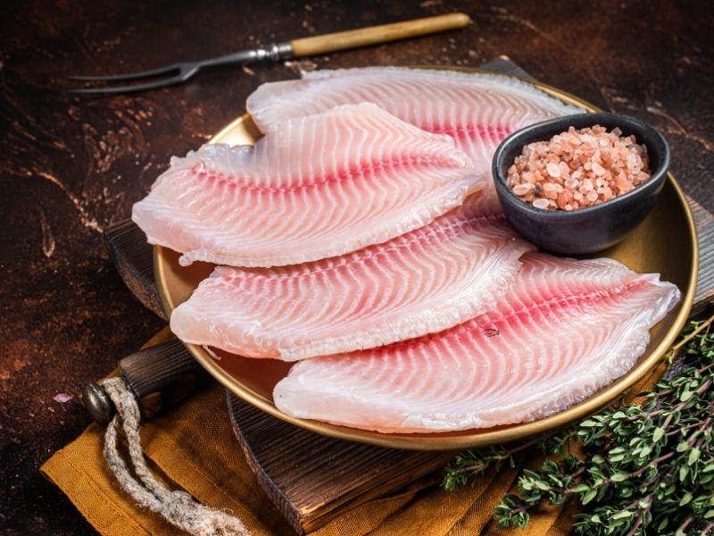 giai-dap-ca-dieu-hong-bao-nhieu-protein