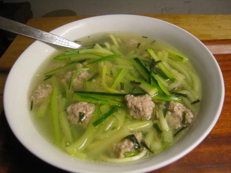 thac-mac-bi-ngoi-xanh-co-can-got-vo-khong