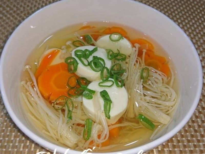 100g-nam-kim-cham-bao-nhieu-calo-co-beo-khong