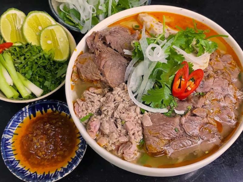 Cach-nau-bun-bo-hue