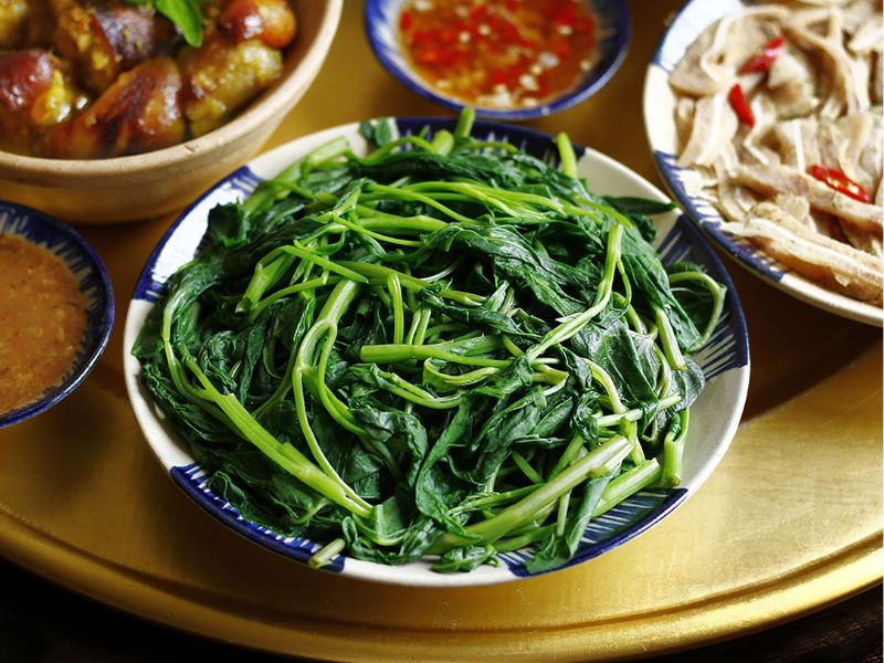 Rau-muong-luoc