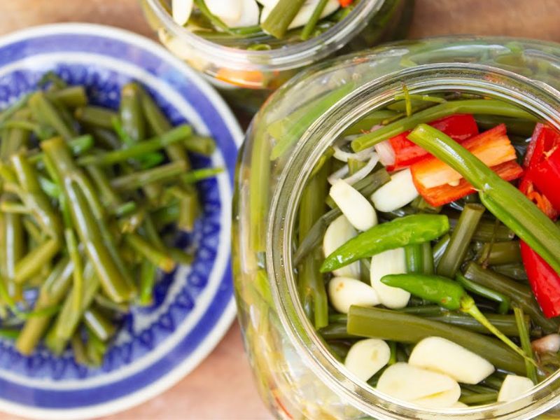 Rau-muong-ngam-chua-ngot