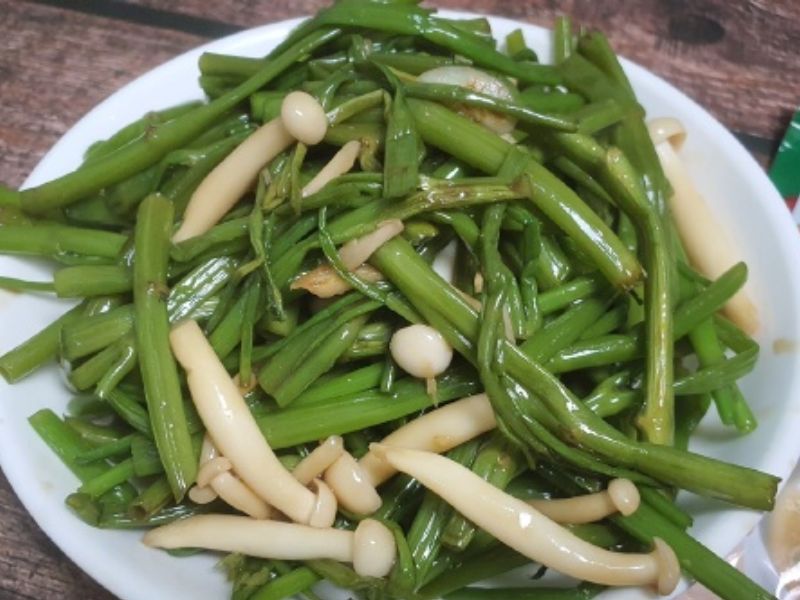 Rau-muong-xao-nam