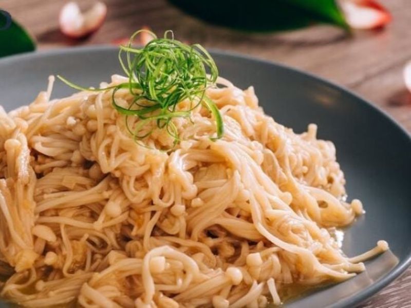 nam-kim-cham-ky-gi-sua-bo