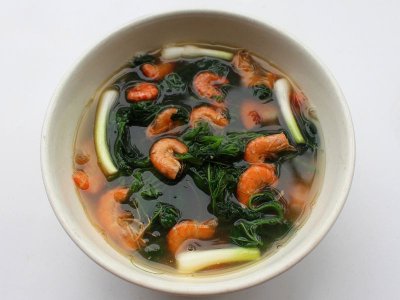 Canh-rau-mam-da-nau-tom