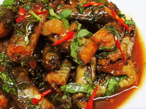 Rau răm nấu món gì? 10 món ăn dân dã mà ai cũng mê