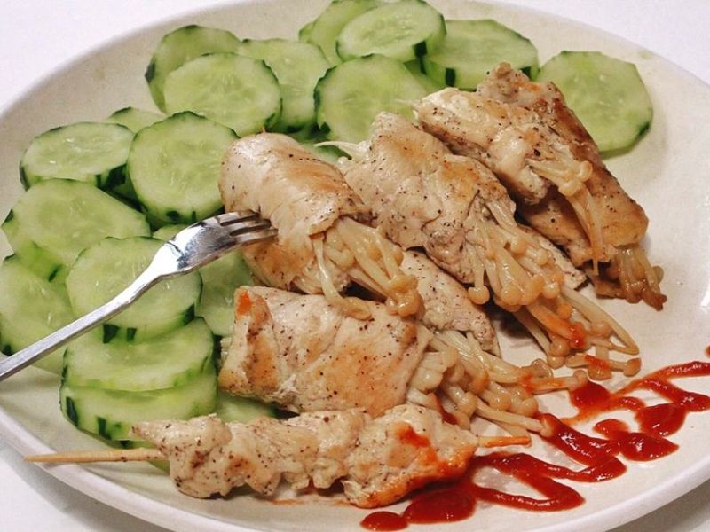 goc-giai-dap-an-uc-ga-co-giam-can-khong