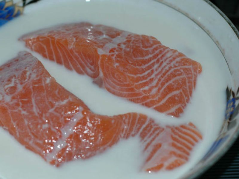 Cách Khử Tanh Cá Hồi Hiệu Quả, Giữ Trọn Vị Tươi Ngon Goc-Tim-Hieu-Cach-Khu-Tanh-Ca-Hoi
