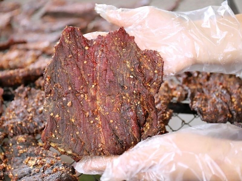 dac-san-tay-bac-thit-bo-gac-bep