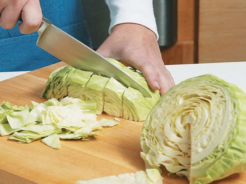 cach-thai-bap-cai-de-luoc