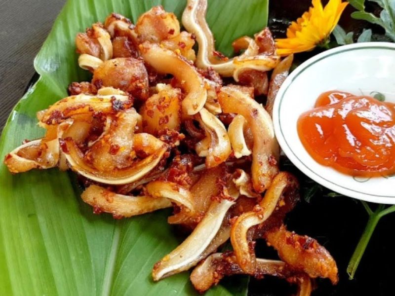 goc-bi-mat-tai-heo-lam-gi-ngon