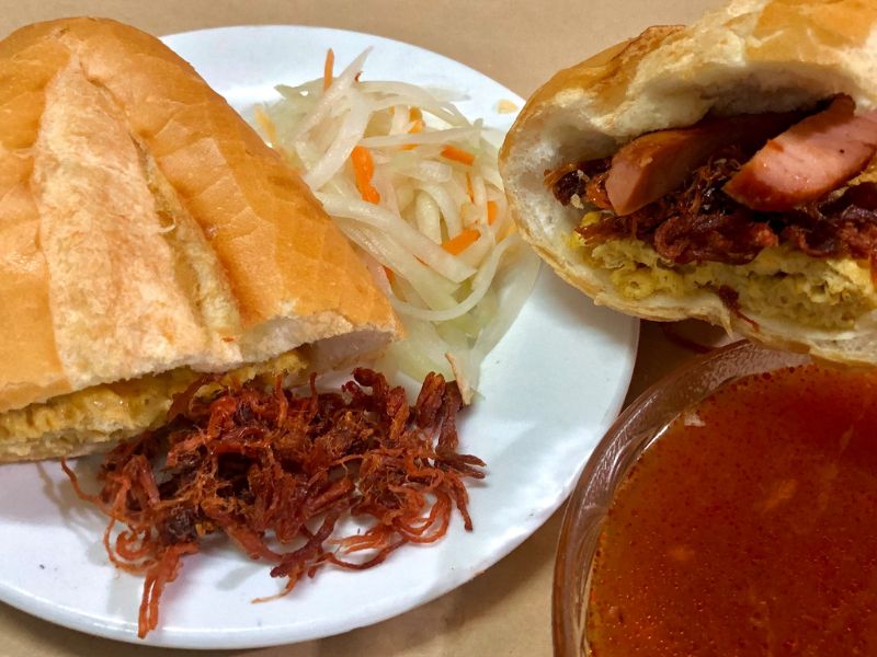 banh-mi-kho-bo-bao-nhieu-calo