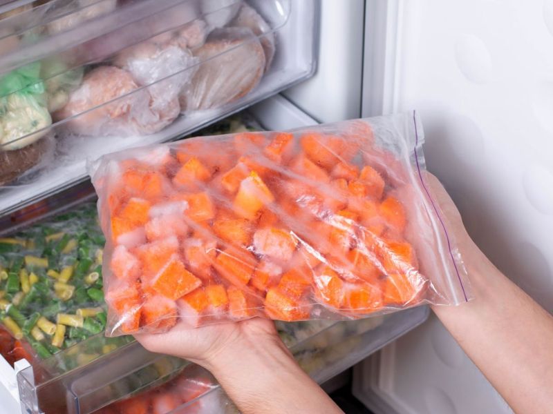 cach-bao-quan-ca-rot-da-nau-chin