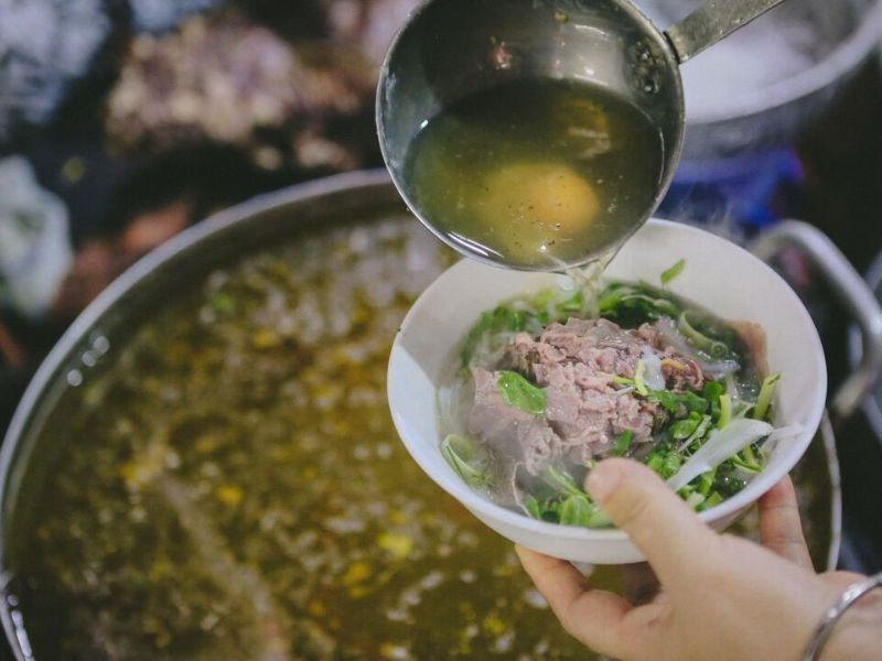 cach-che-bien-sa-sung-kho-nau-pho