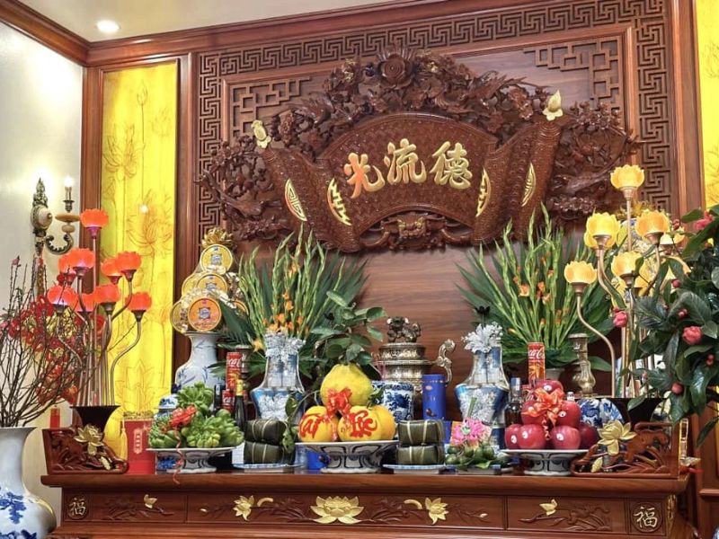 cach-bay-phat-thu-tren-ban-tho-gia-tien