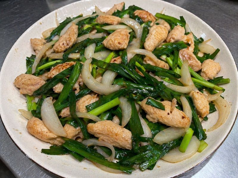 goc-bi-mat-la-he-xao-gi-ngon