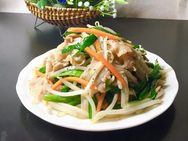 goc-thac-mac-la-he-xao-gi-ngon