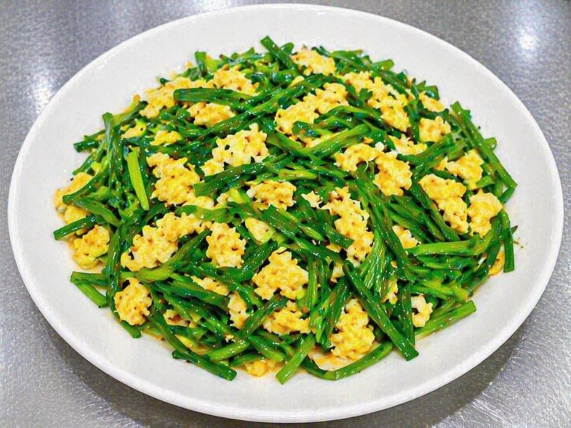 goc-tim-hieu-la-he-xao-gi-ngon