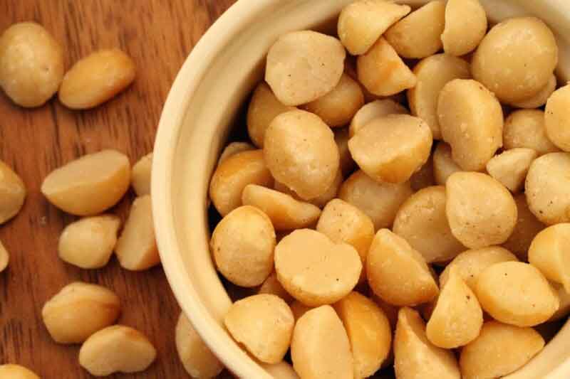 Hạt mắc ca cho bà bầu có tốt hay không ? ba bau an hat mac ca nhu the nao