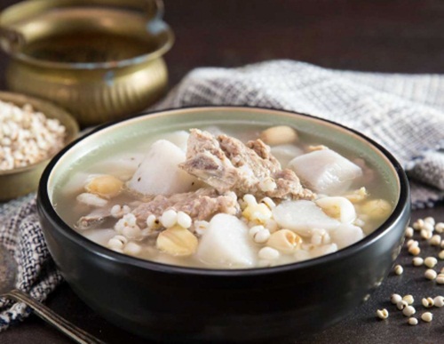 Canh củ mài hầm hạt sen ngon bổ dưỡng