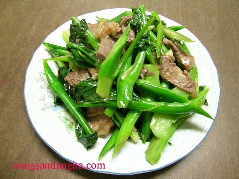 ngo xuan xao thit trau